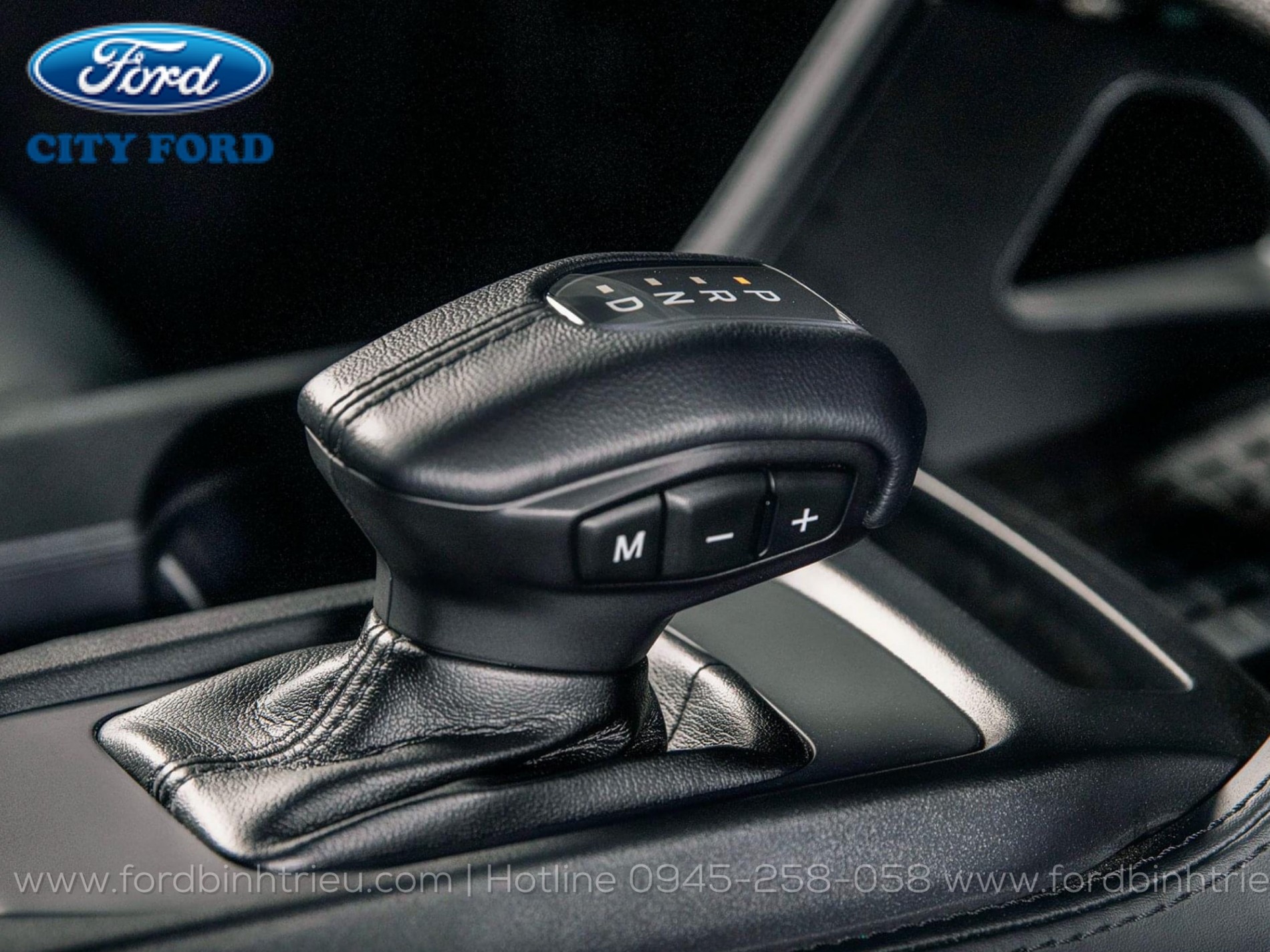 ford_everest_titanium_2_cau_2023_4x4_at_full_noi_that_6