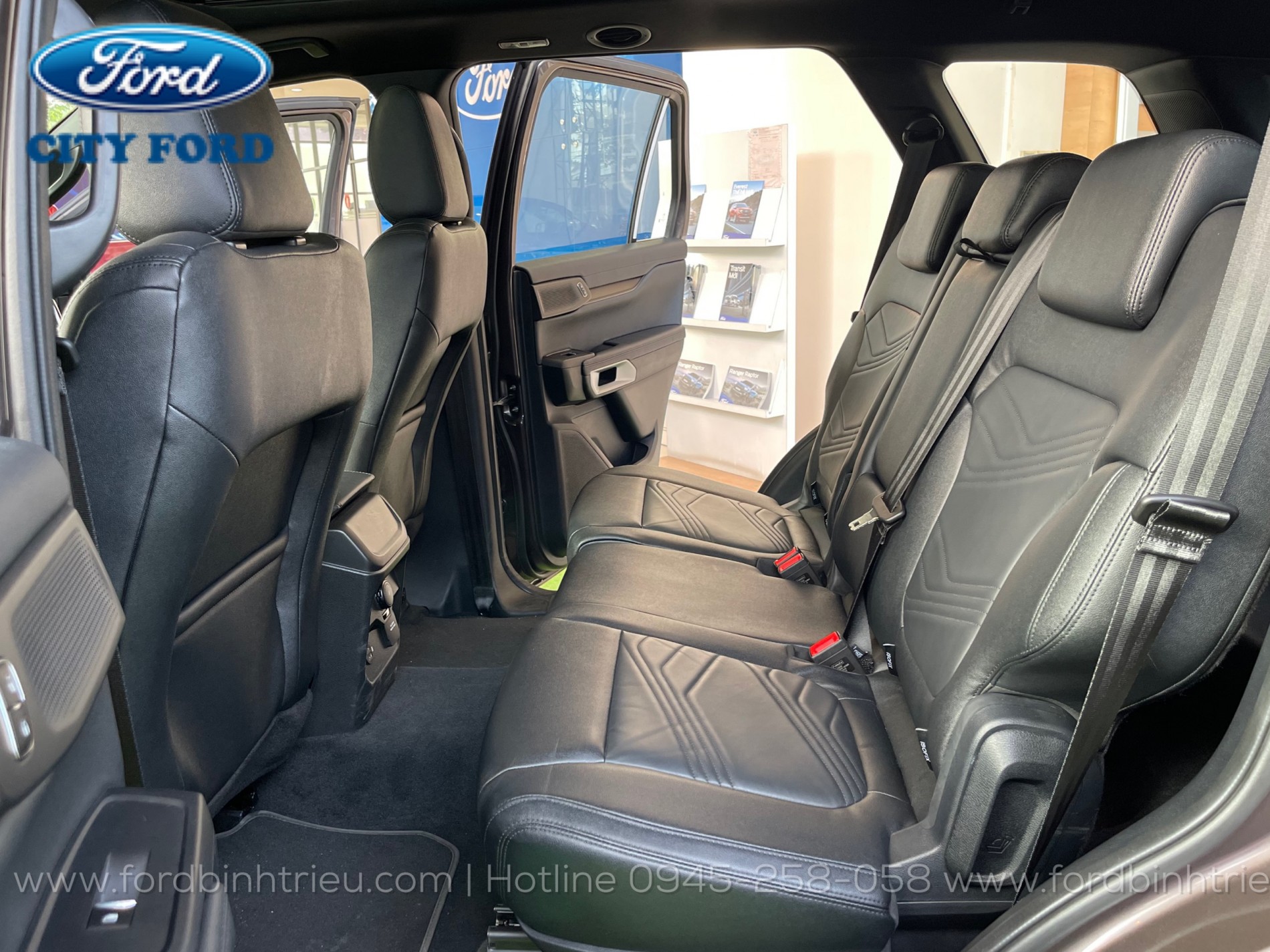ford_everest_titanium_2_cau_2023_4x4_at_full_noi_that_9