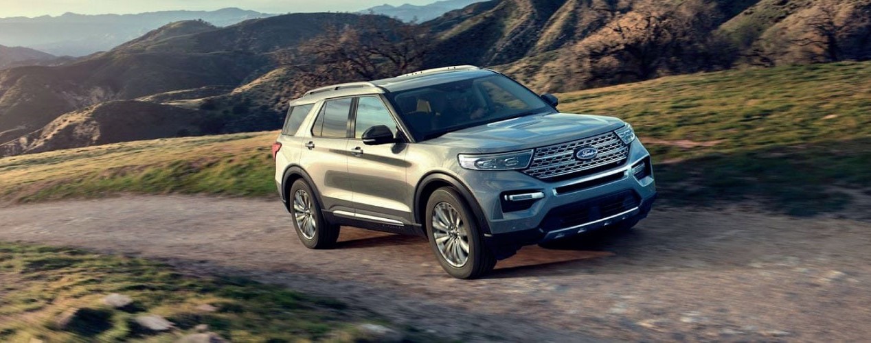 gia_xe_ford_explorer_2023_16