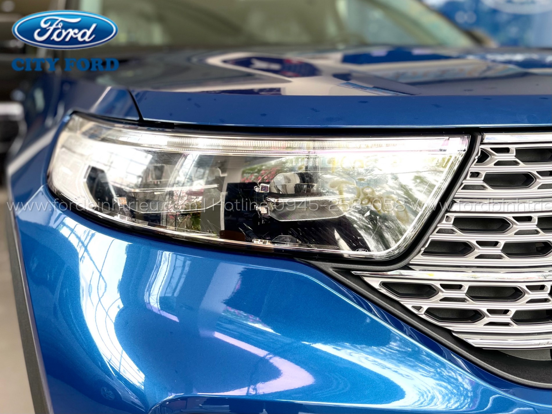 gia_xe_ford_explorer_2023_ngoai_that_14
