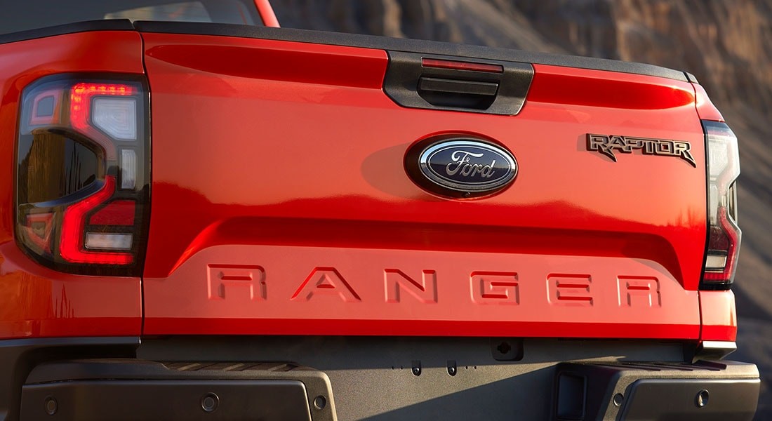 gia_xe_ford_raptor_2023_3