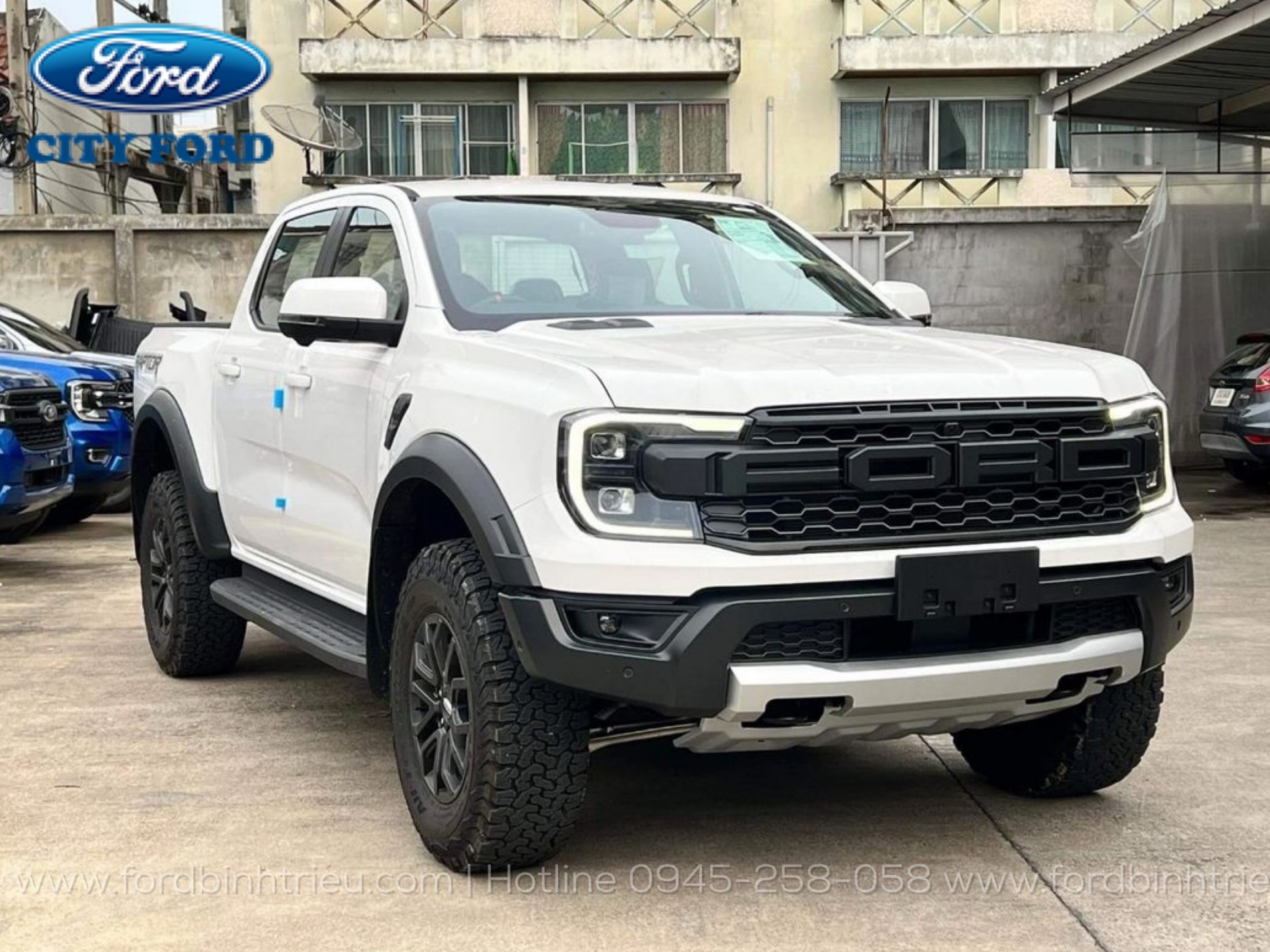 gia_xe_ford_raptor_2024_ngoai_that_1