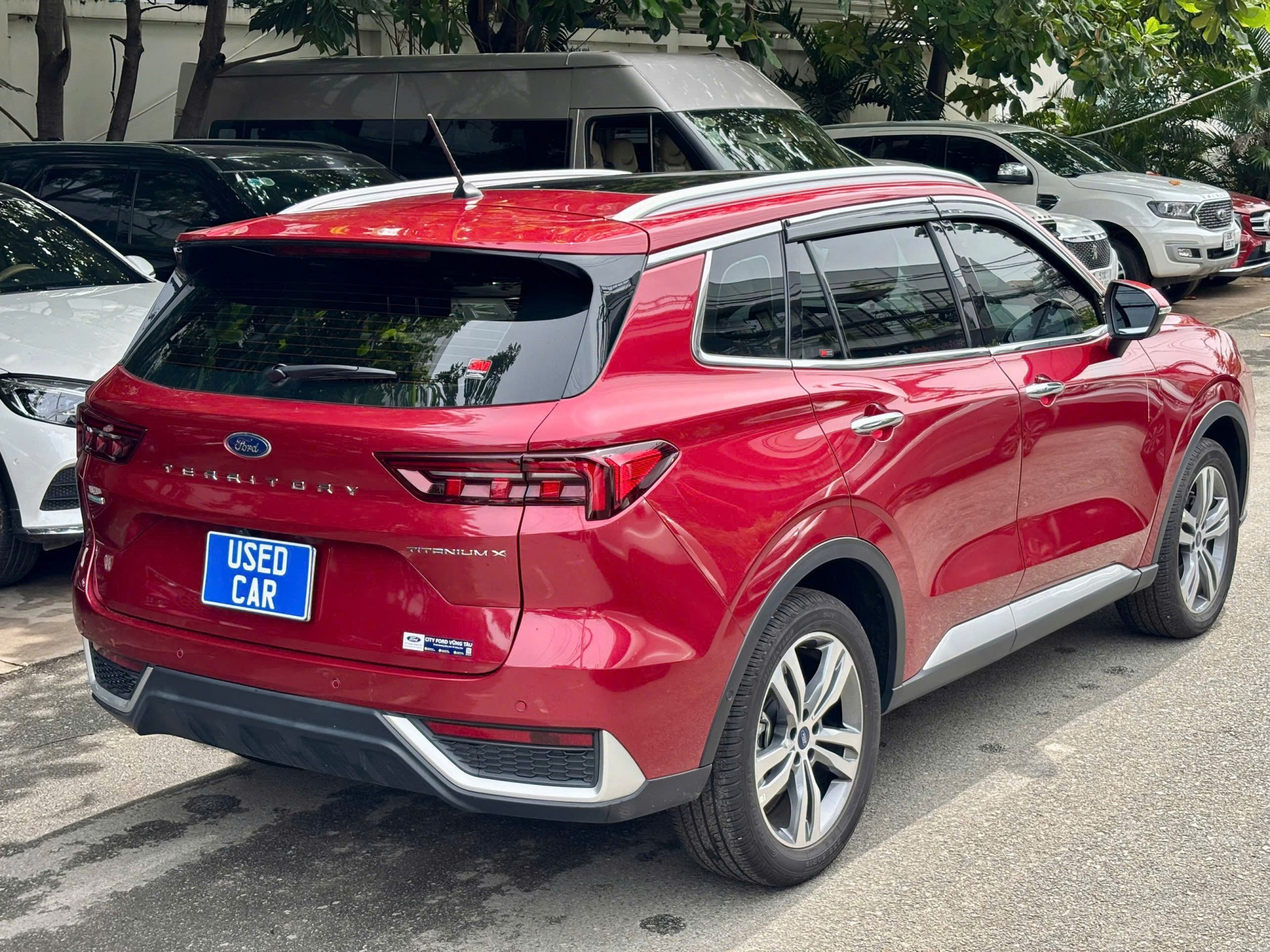 ban_xe_cu_ford_territory_x_xe_ford_cu_chinh_hang_2
